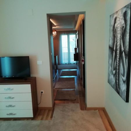 Apartments And Rooms Grand Palazzo Budva Exterior photo