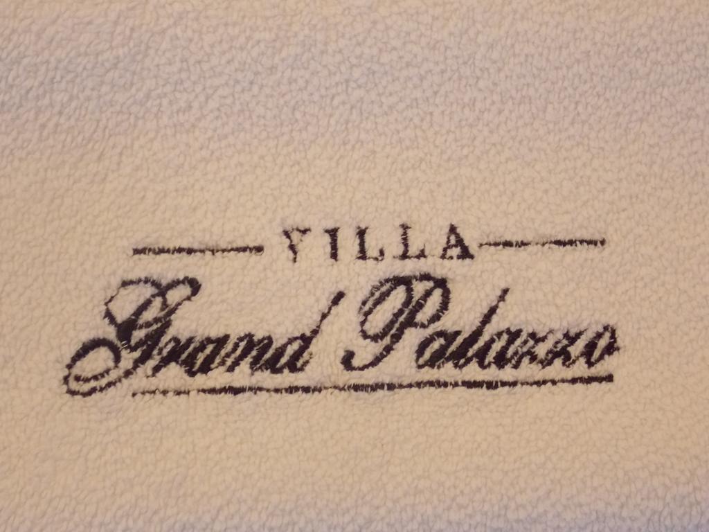 Apartments And Rooms Grand Palazzo Budva Room photo